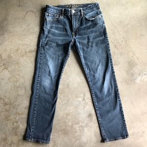 Men’s AEO Slim Straight Jeans